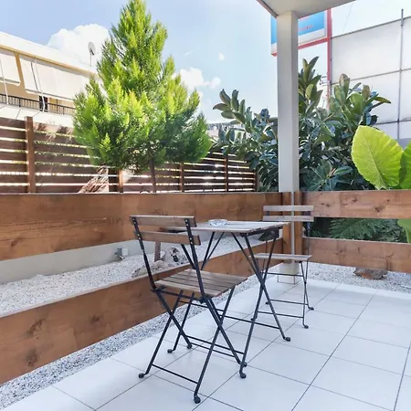 Hotel apartamentowy Sunrise Suites *